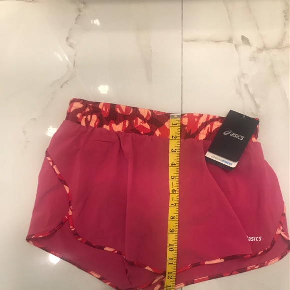 ASICS Women’s Shorts Size M Pink/ Multicolor - Picture 4 of 16
